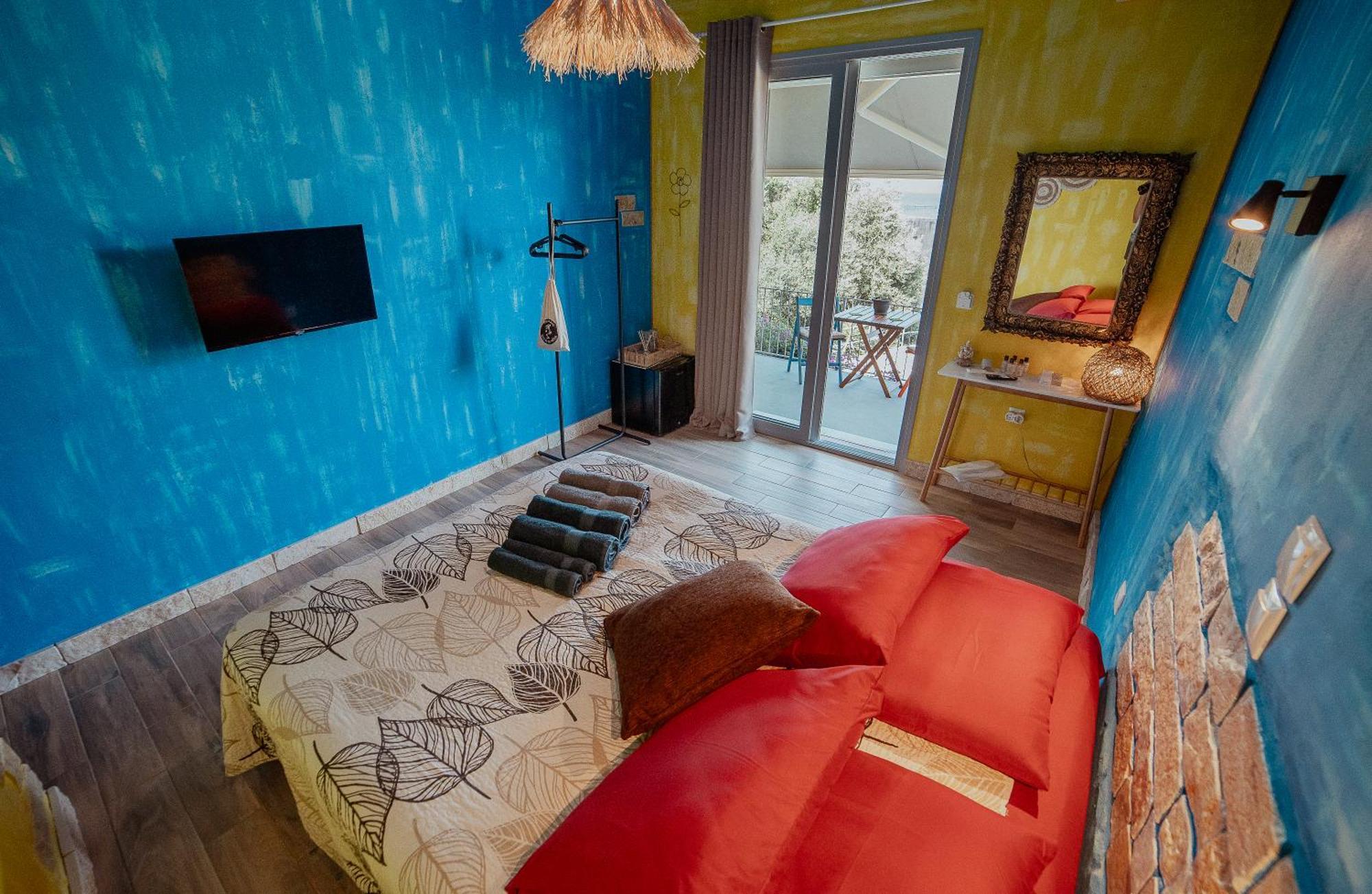 Antares Boutique Guesthouse Perama  Exterior foto